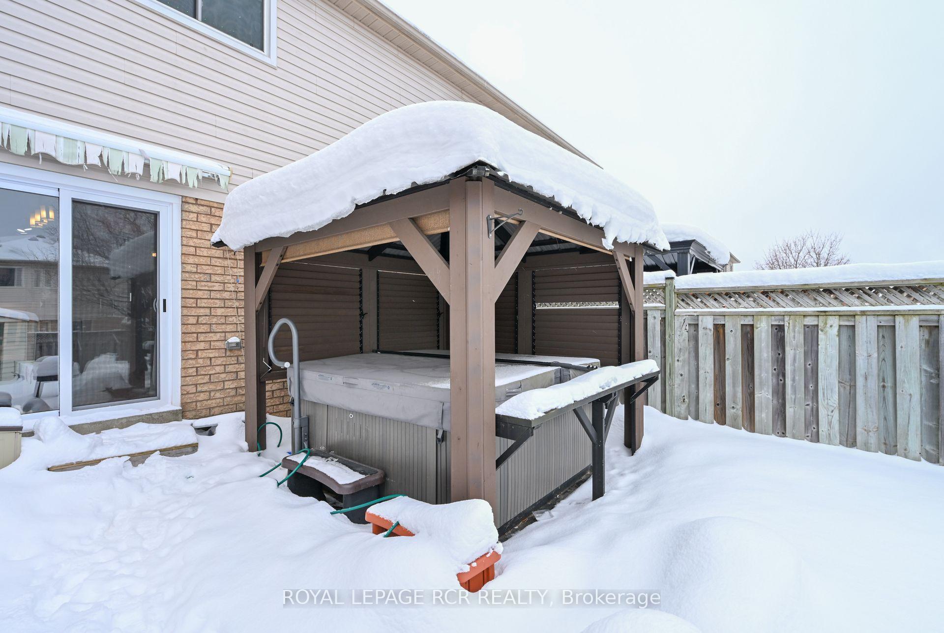 Photo 27 of 90 Cunningham Drive, Barrie, Ardagh — HOMEH
