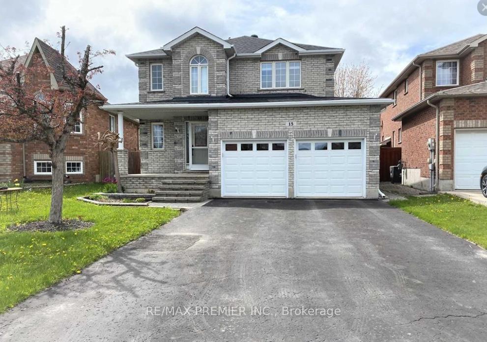 Front of 15 Dunsmore Lane