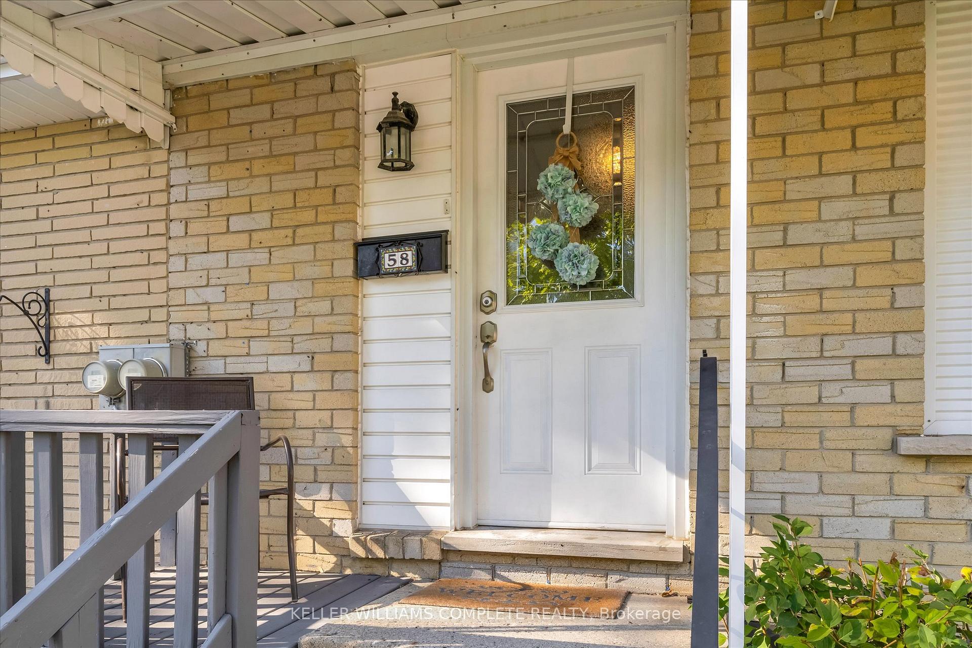 Photo 2 of 58 Nordale Crescent, Hamilton, Stoney Creek Mountain — HOMEH