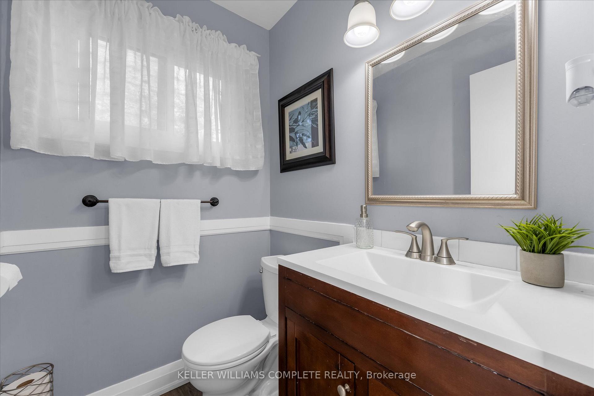 Photo 10 of 58 Nordale Crescent, Hamilton, Stoney Creek Mountain — HOMEH