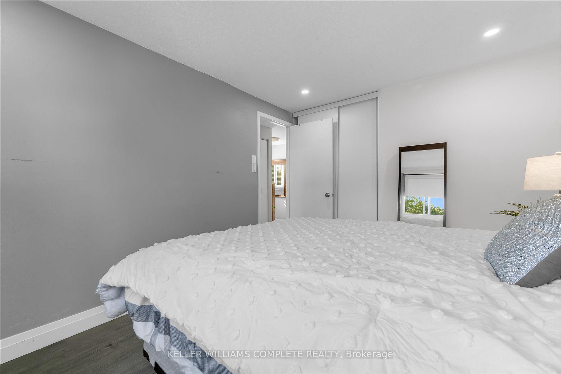 Photo 12 of 58 Nordale Crescent, Hamilton, Stoney Creek Mountain — HOMEH