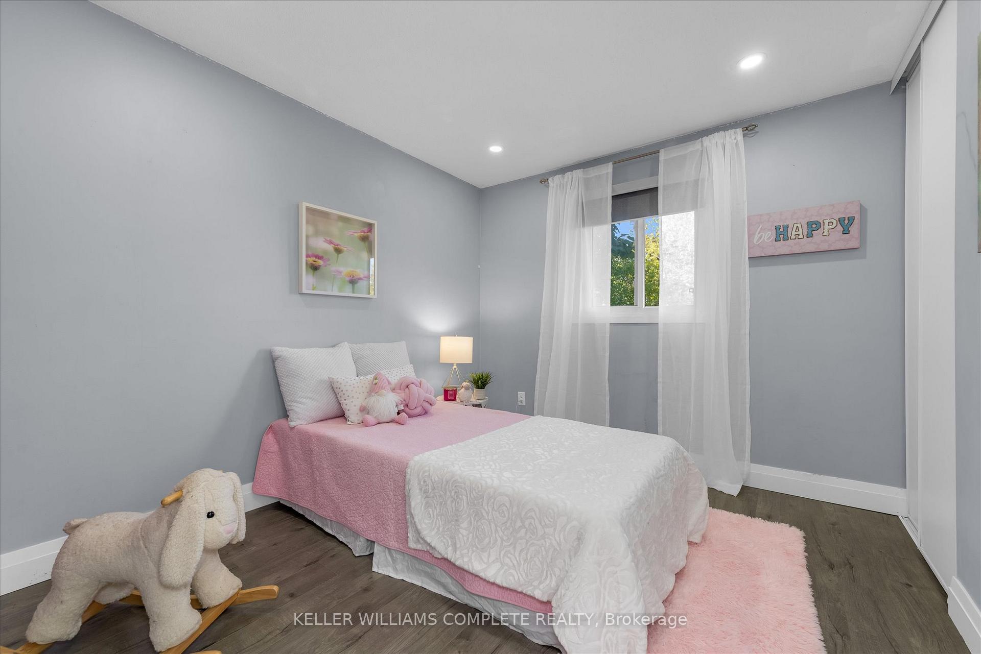 Photo 13 of 58 Nordale Crescent, Hamilton, Stoney Creek Mountain — HOMEH