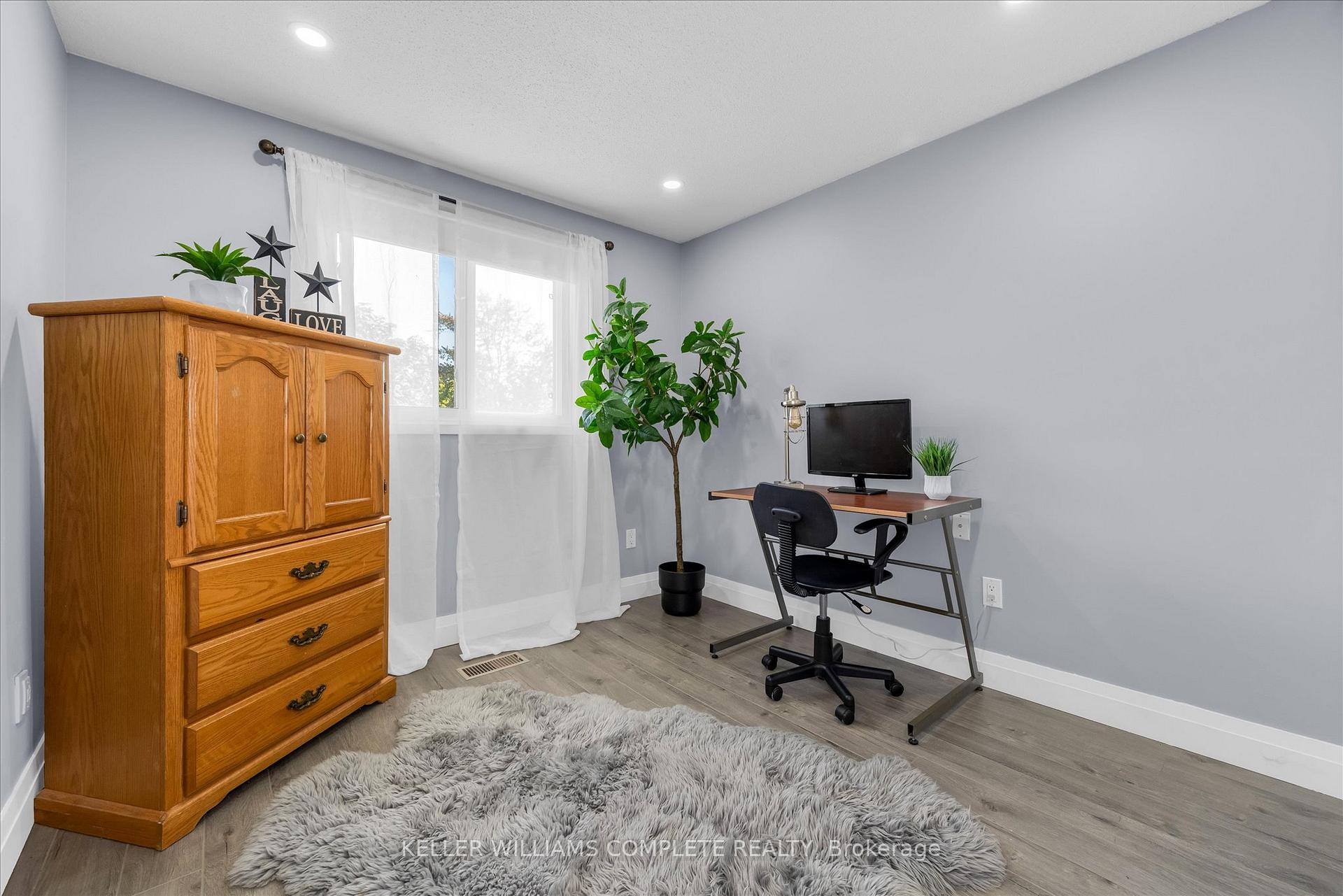 Photo 17 of 58 Nordale Crescent, Hamilton, Stoney Creek Mountain — HOMEH