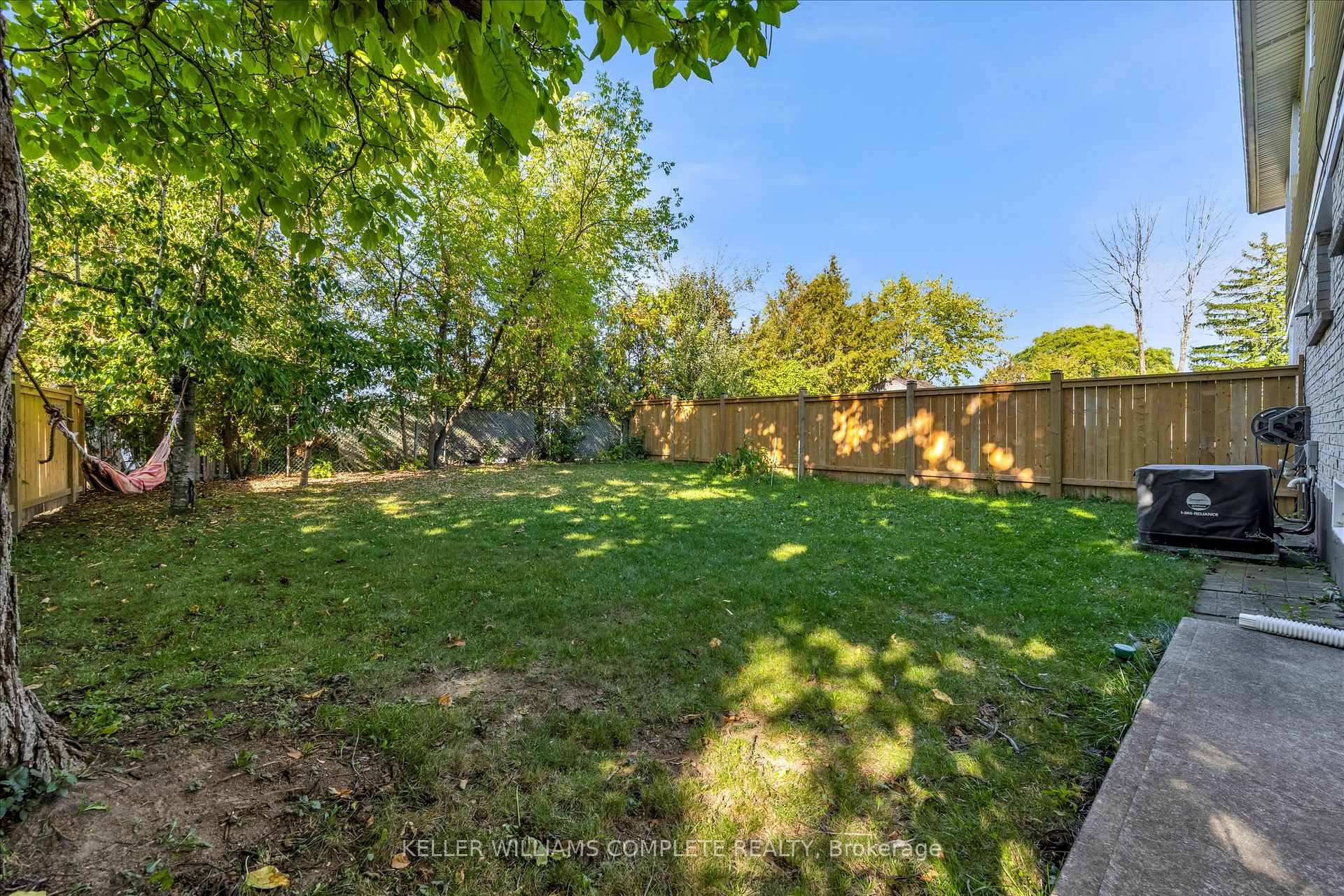 Photo 27 of 58 Nordale Crescent, Hamilton, Stoney Creek Mountain — HOMEH