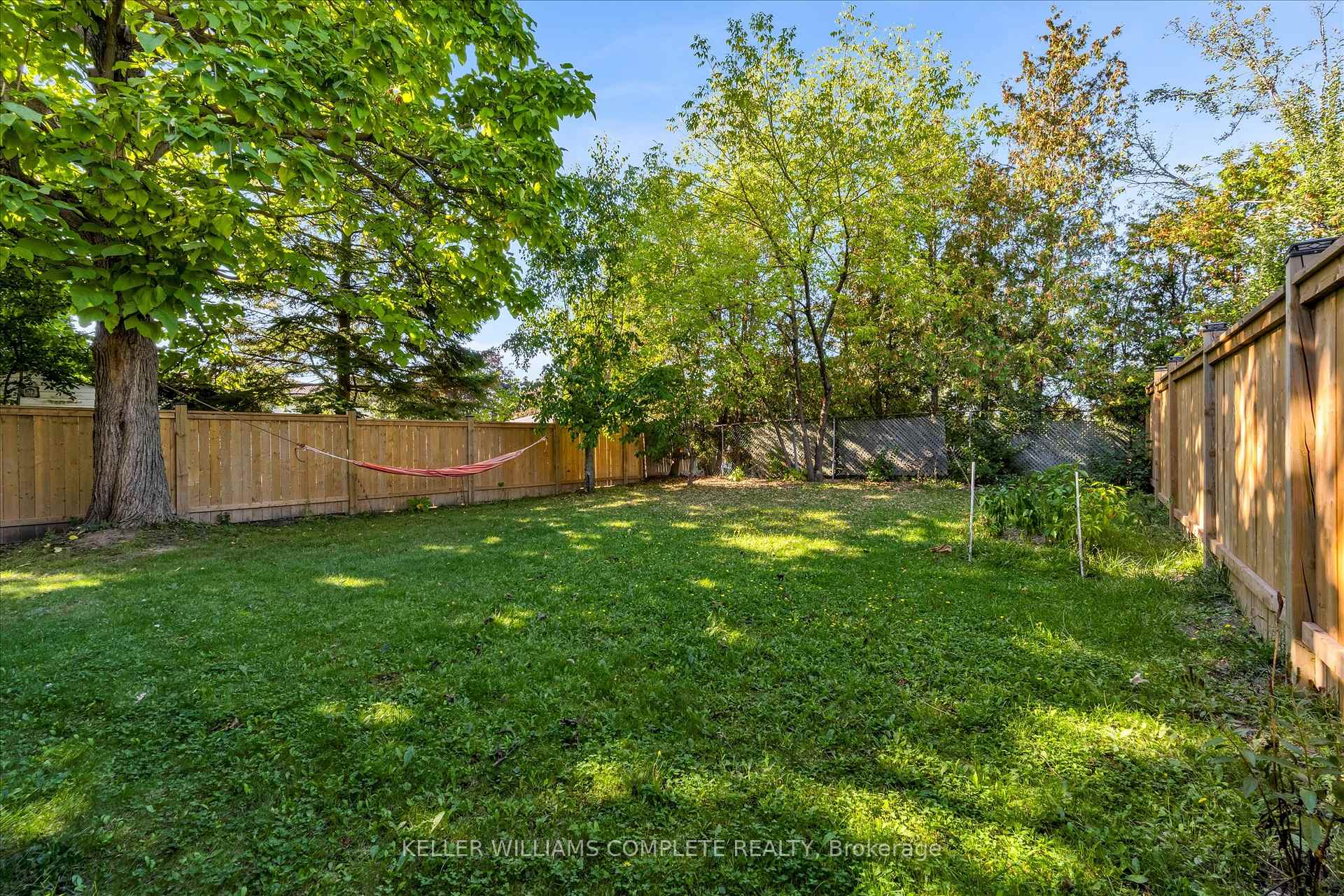 Photo 28 of 58 Nordale Crescent, Hamilton, Stoney Creek Mountain — HOMEH