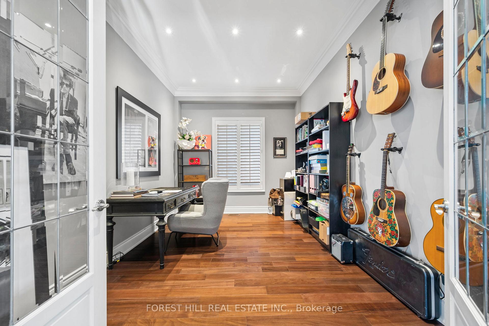 Photo 10 of 24 Nosson Place, Vaughan, Patterson — HOMEH