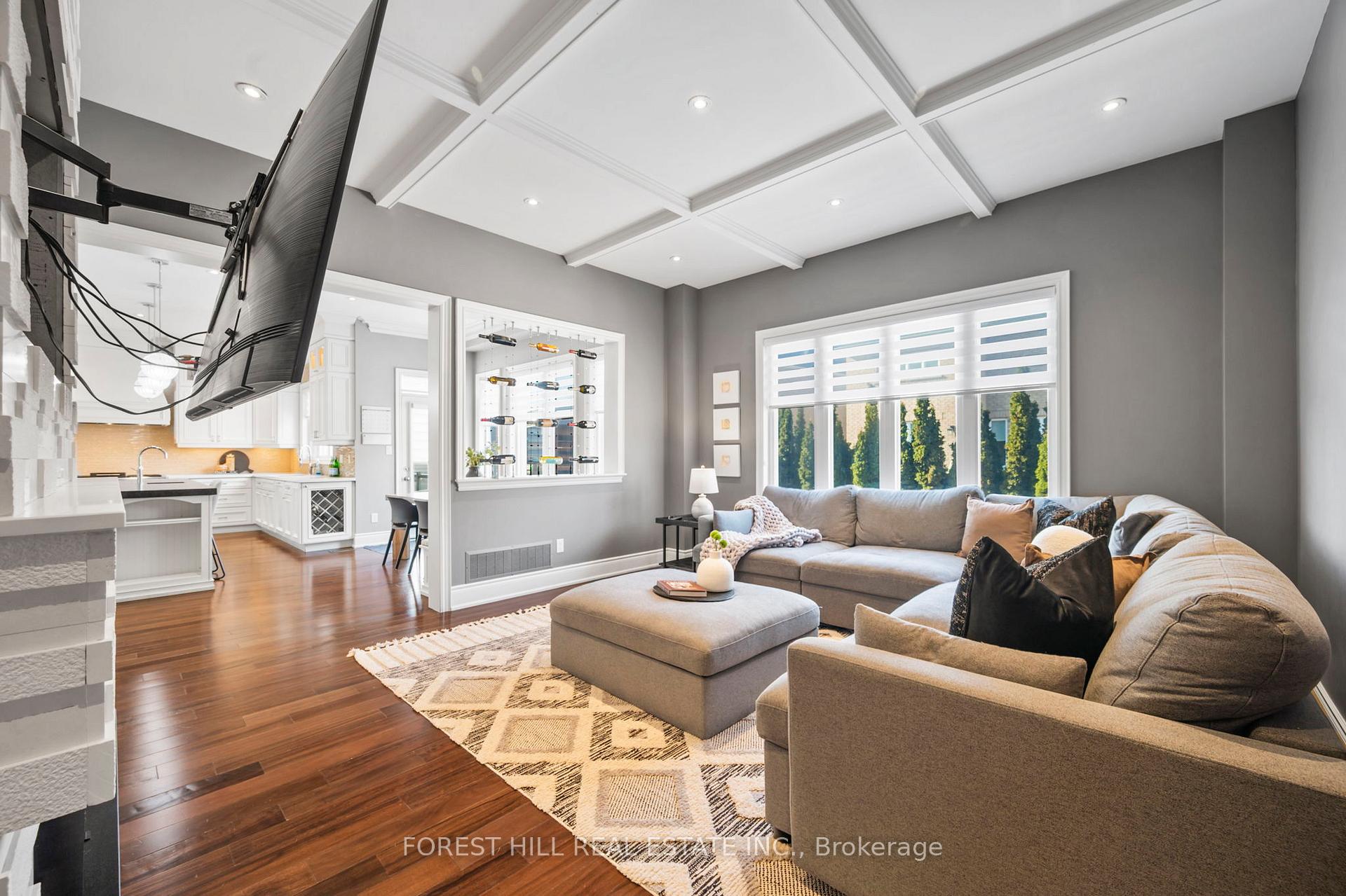 Photo 13 of 24 Nosson Place, Vaughan, Patterson — HOMEH