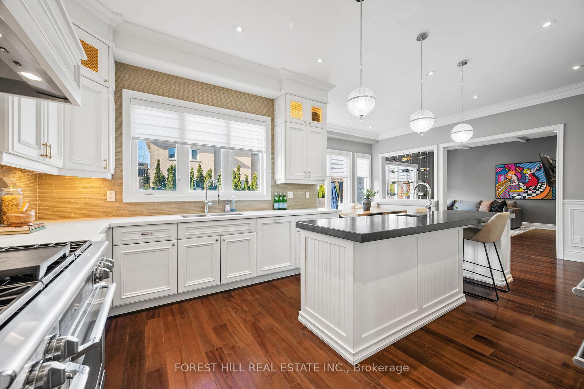 Photo 23 of 24 Nosson Place, Vaughan, Patterson — HOMEH
