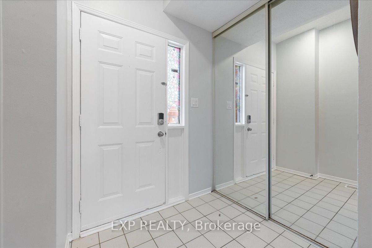 Photo 5 of 12 Claridge Drive N, Ottawa, Barrhaven - Longfields — HOMEH