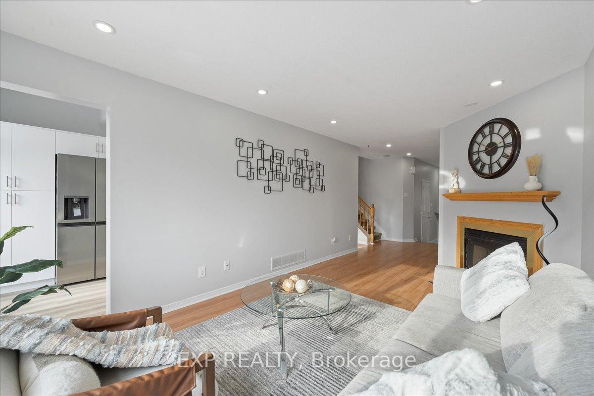 Photo 13 of 12 Claridge Drive N, Ottawa, Barrhaven - Longfields — HOMEH