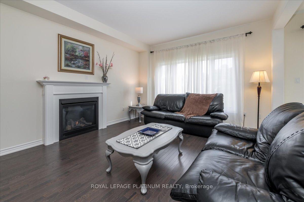 Photo 4 of 172 Muirfield Drive, Barrie, Ardagh — HOMEH