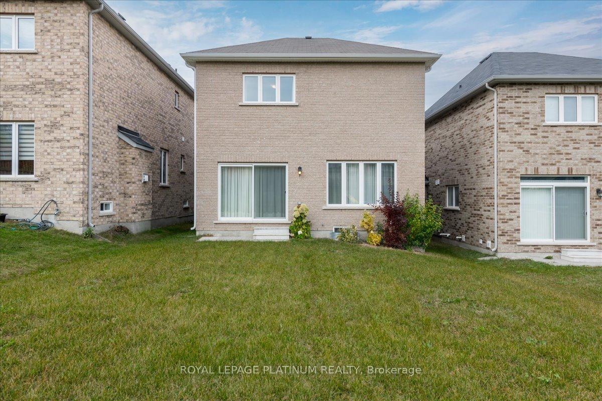 Photo 23 of 172 Muirfield Drive, Barrie, Ardagh — HOMEH