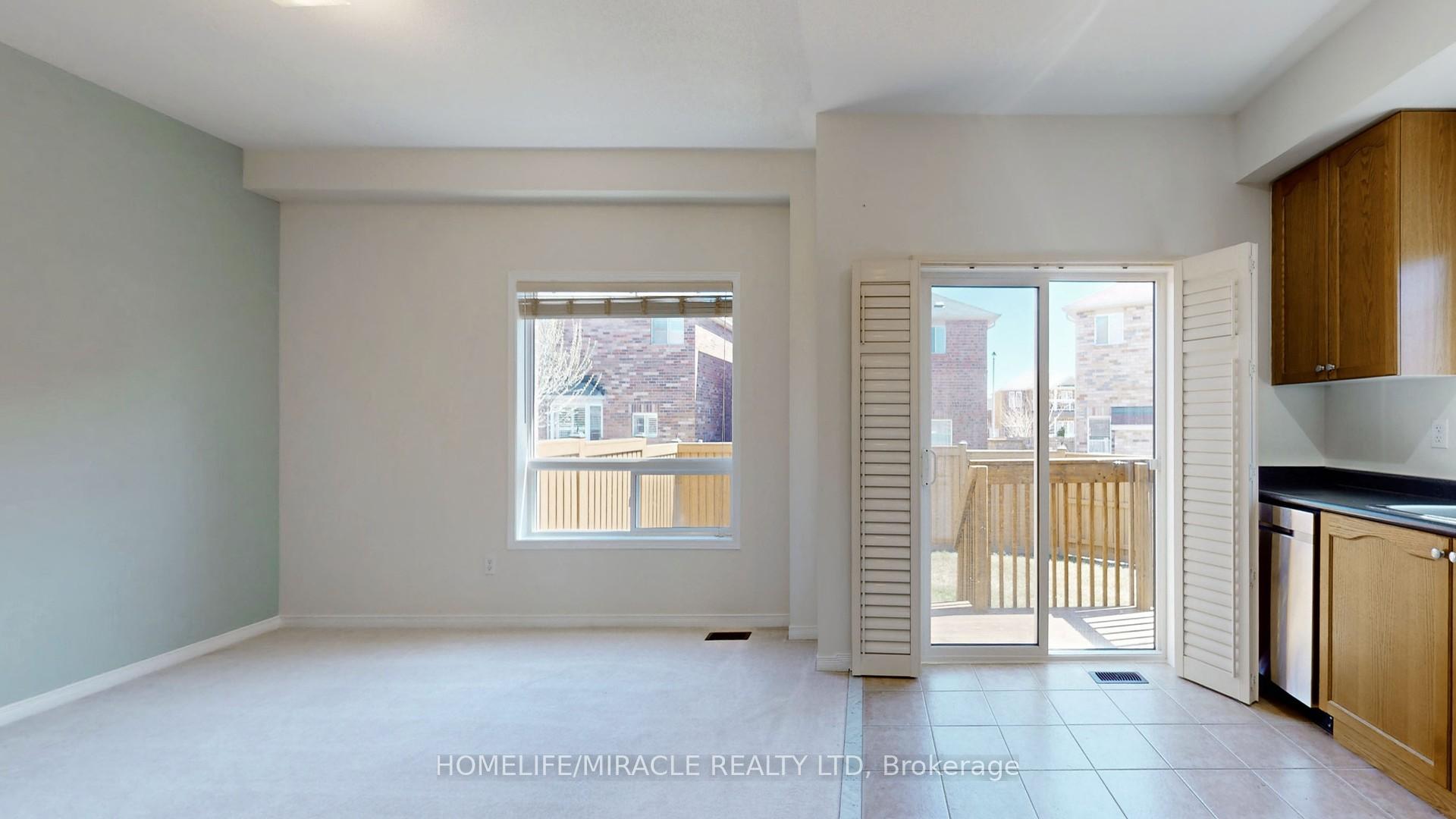 Photo 10 of 59 Commodore Drive, Brampton, Credit Valley — HOMEH