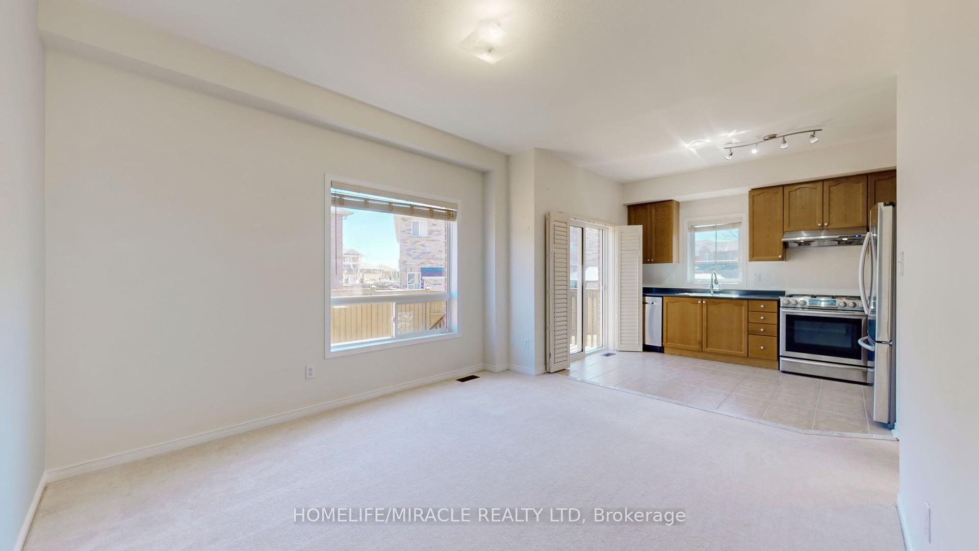 Photo 12 of 59 Commodore Drive, Brampton, Credit Valley — HOMEH