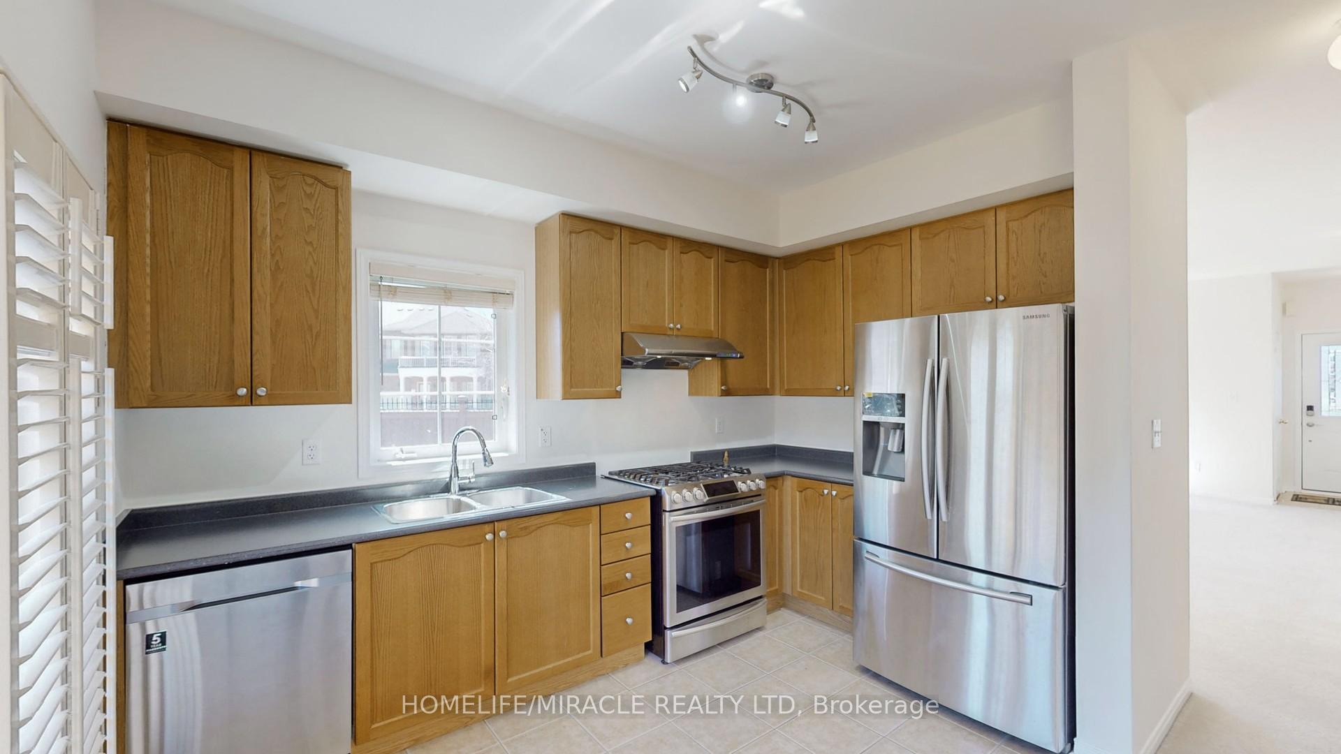 Photo 14 of 59 Commodore Drive, Brampton, Credit Valley — HOMEH