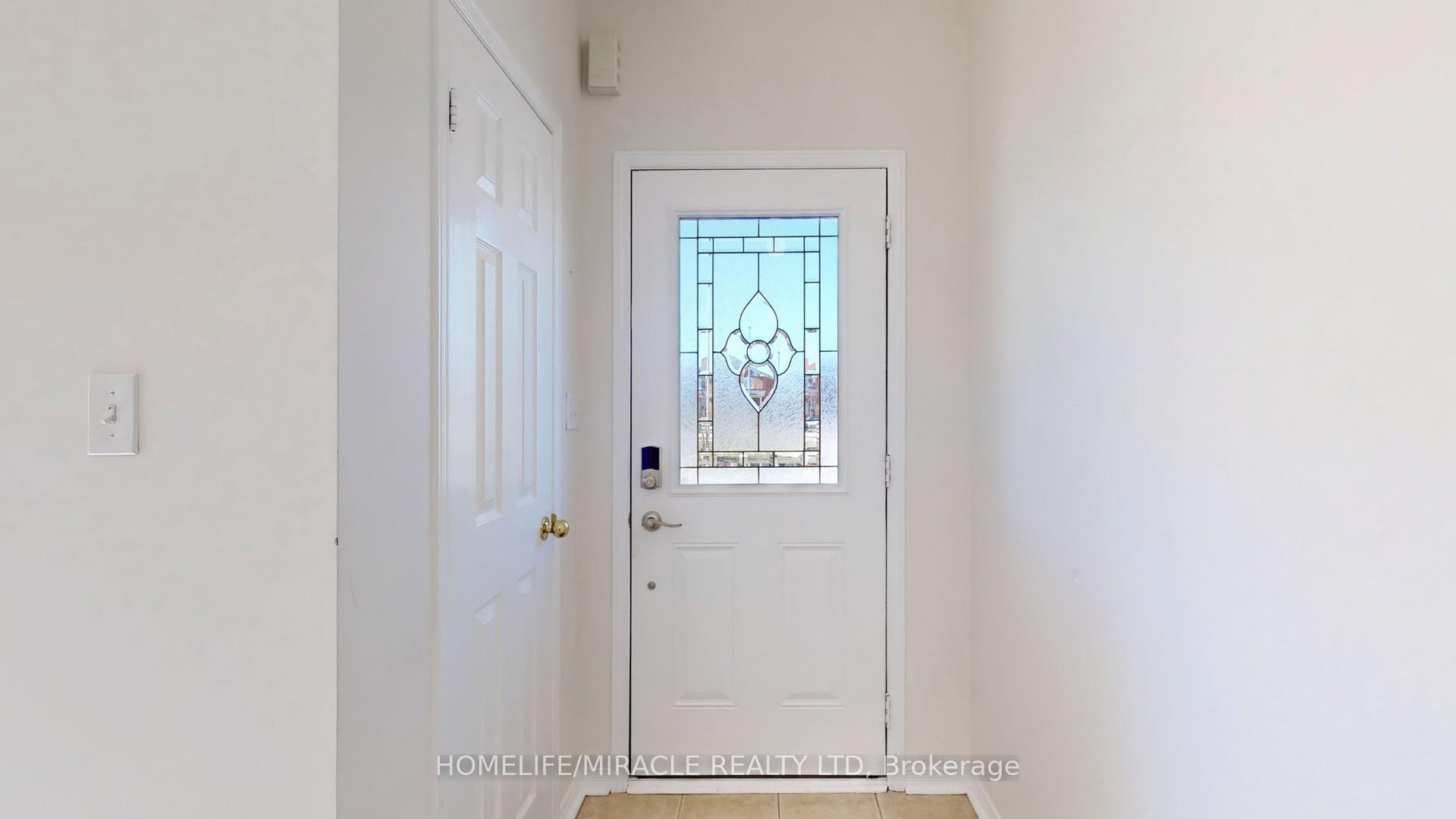 Photo 19 of 59 Commodore Drive, Brampton, Credit Valley — HOMEH