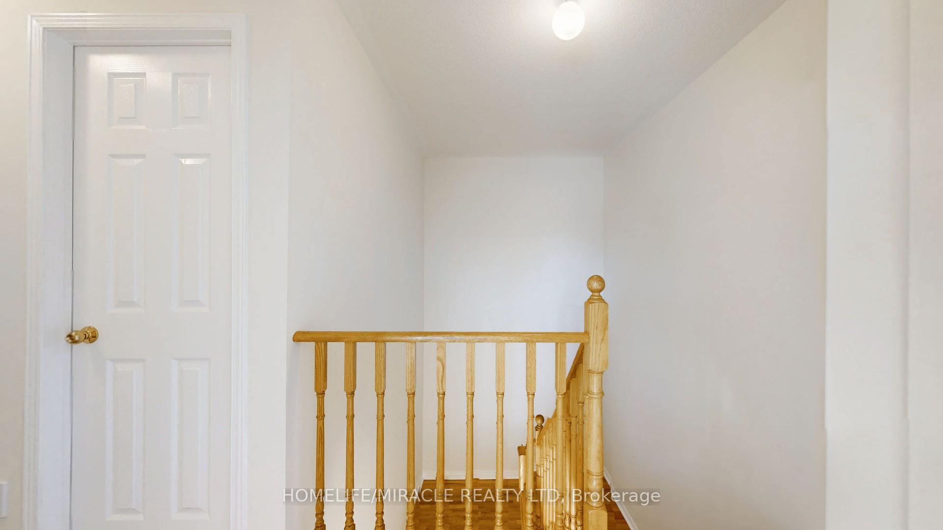 Photo 21 of 59 Commodore Drive, Brampton, Credit Valley — HOMEH