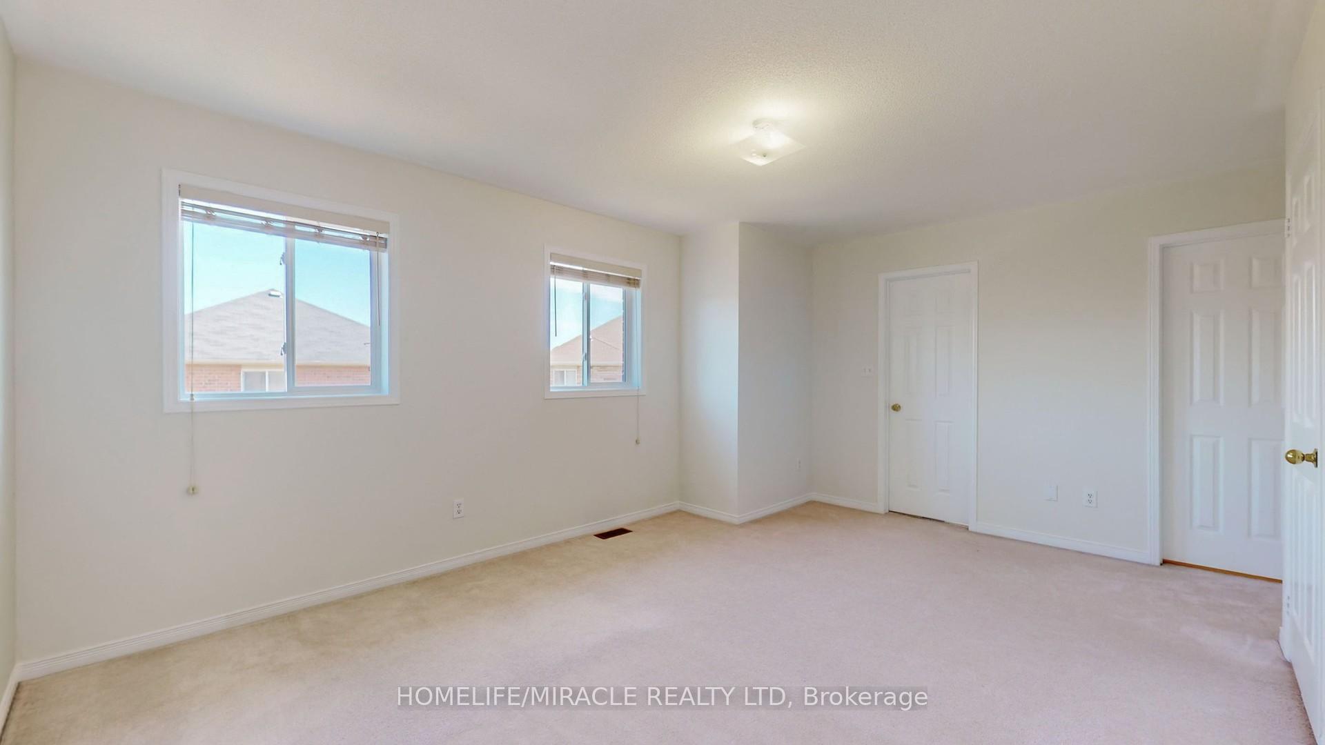 Photo 23 of 59 Commodore Drive, Brampton, Credit Valley — HOMEH
