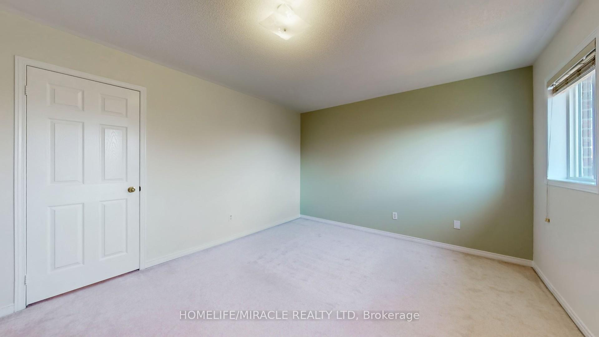 Photo 24 of 59 Commodore Drive, Brampton, Credit Valley — HOMEH