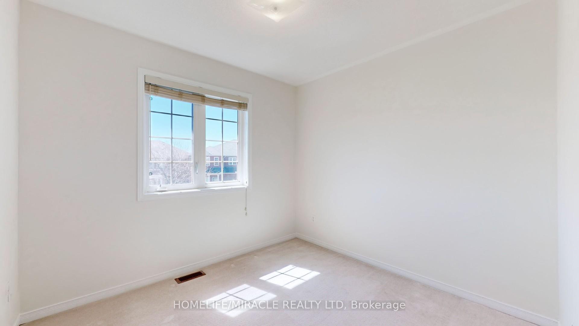 Photo 29 of 59 Commodore Drive, Brampton, Credit Valley — HOMEH
