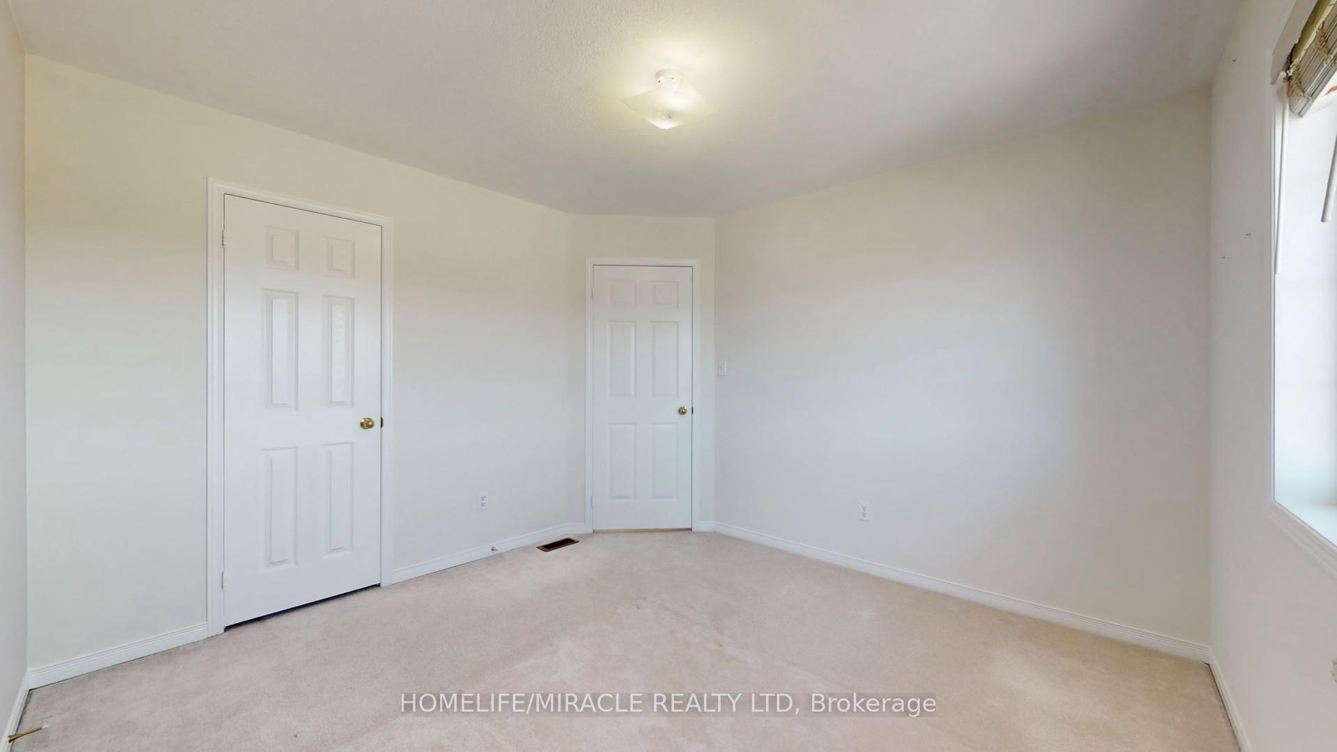 Photo 35 of 59 Commodore Drive, Brampton, Credit Valley — HOMEH