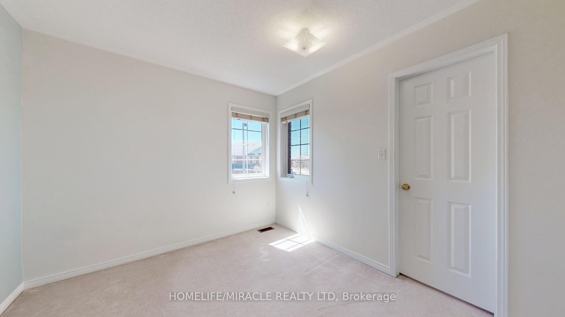 Photo 36 of 59 Commodore Drive, Brampton, Credit Valley — HOMEH