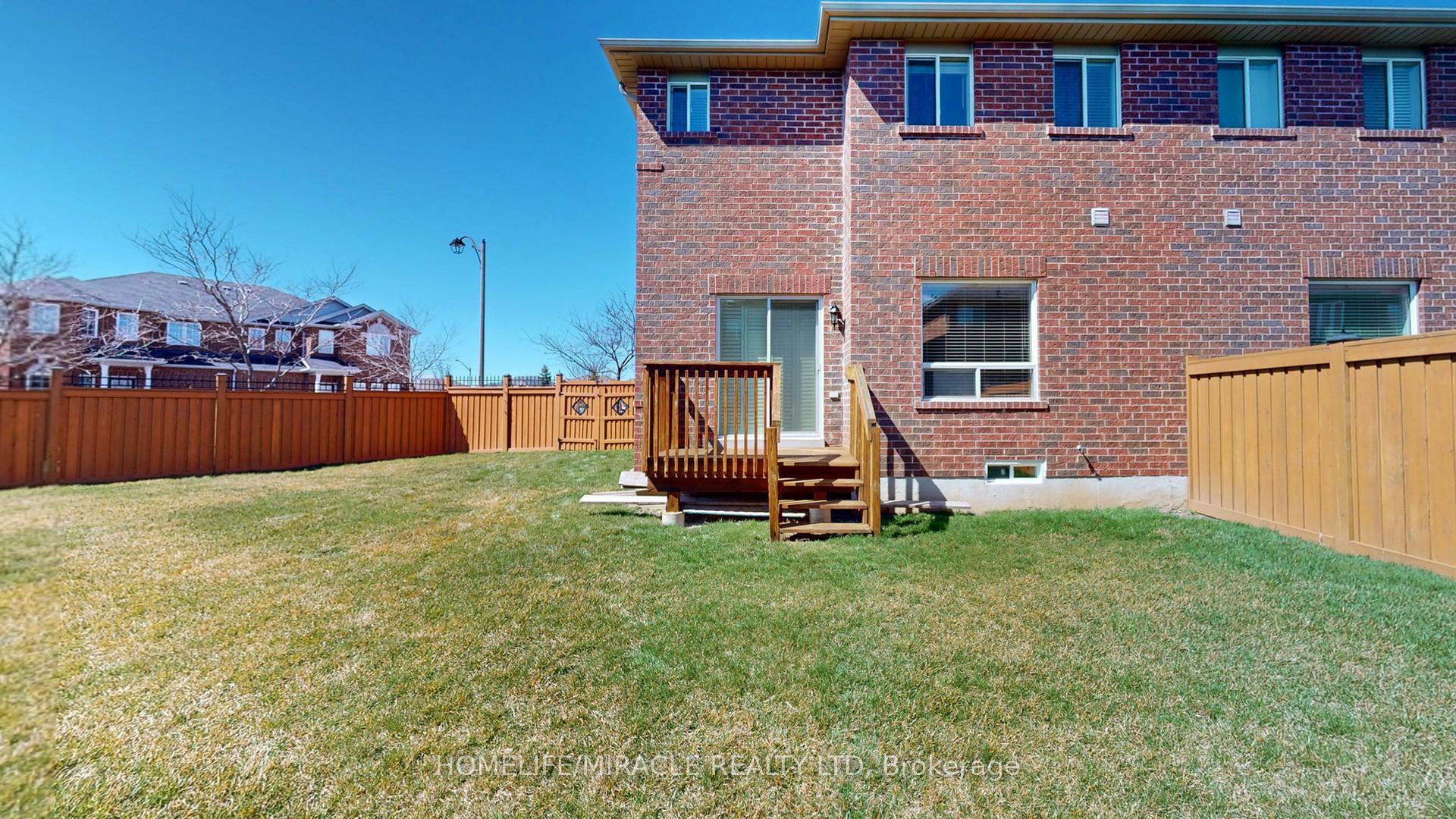 Photo 48 of 59 Commodore Drive, Brampton, Credit Valley — HOMEH