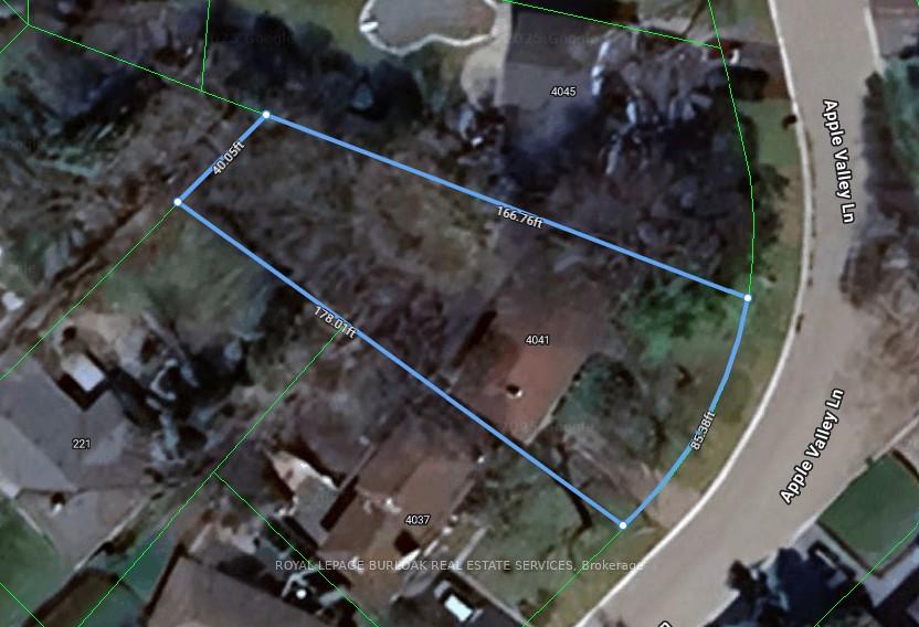 Photo 4 of 4041 Apple Valley Lane, Burlington, Shoreacres — HOMEH