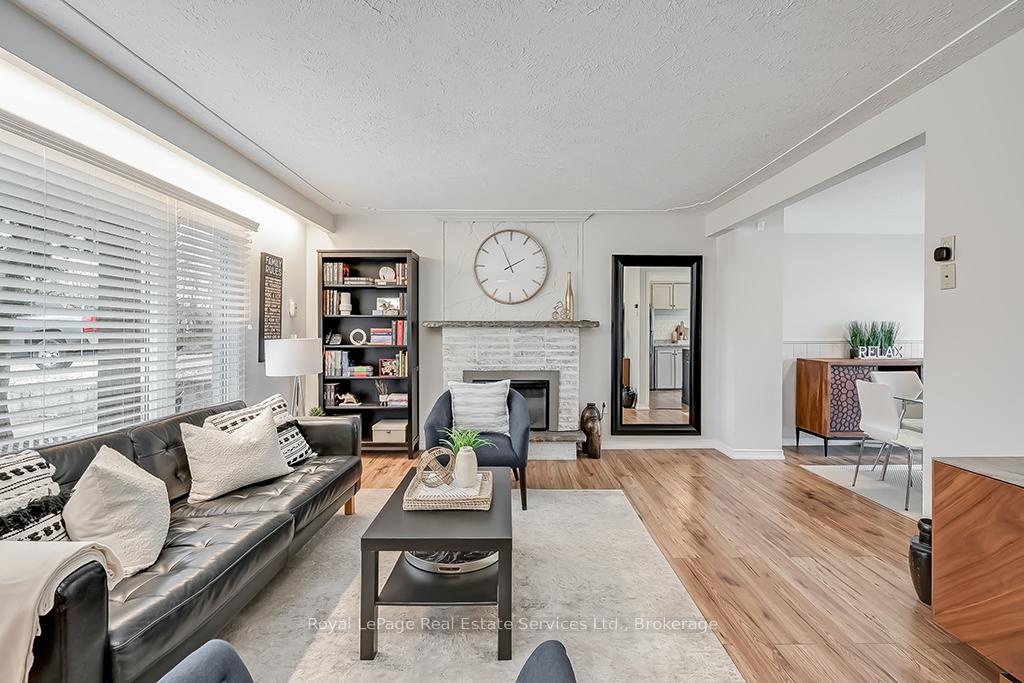 Photo 6 of 23 Lorne Avenue, Hamilton, Ancaster — HOMEH