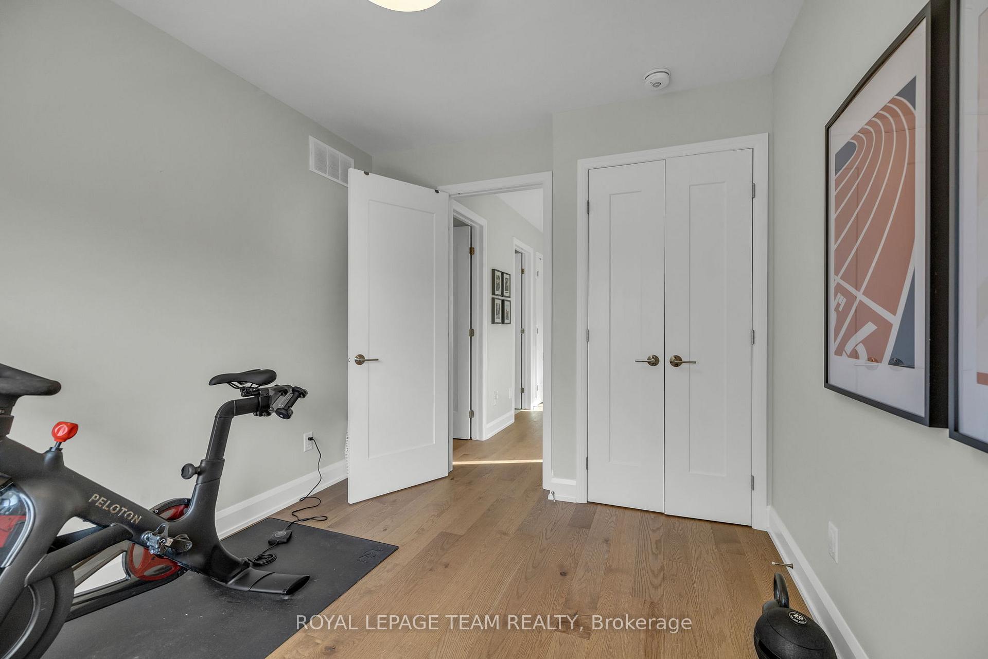Photo 26 of 530 Edison Avenue, Ottawa, McKellar/Highland — HOMEH