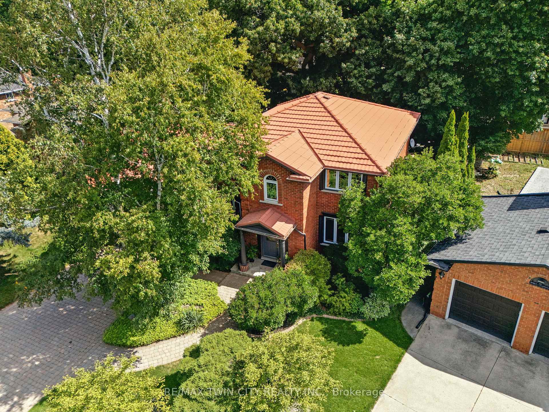 Photo 1 of 91 Abbey Close, Hamilton, Ancaster — HOMEH