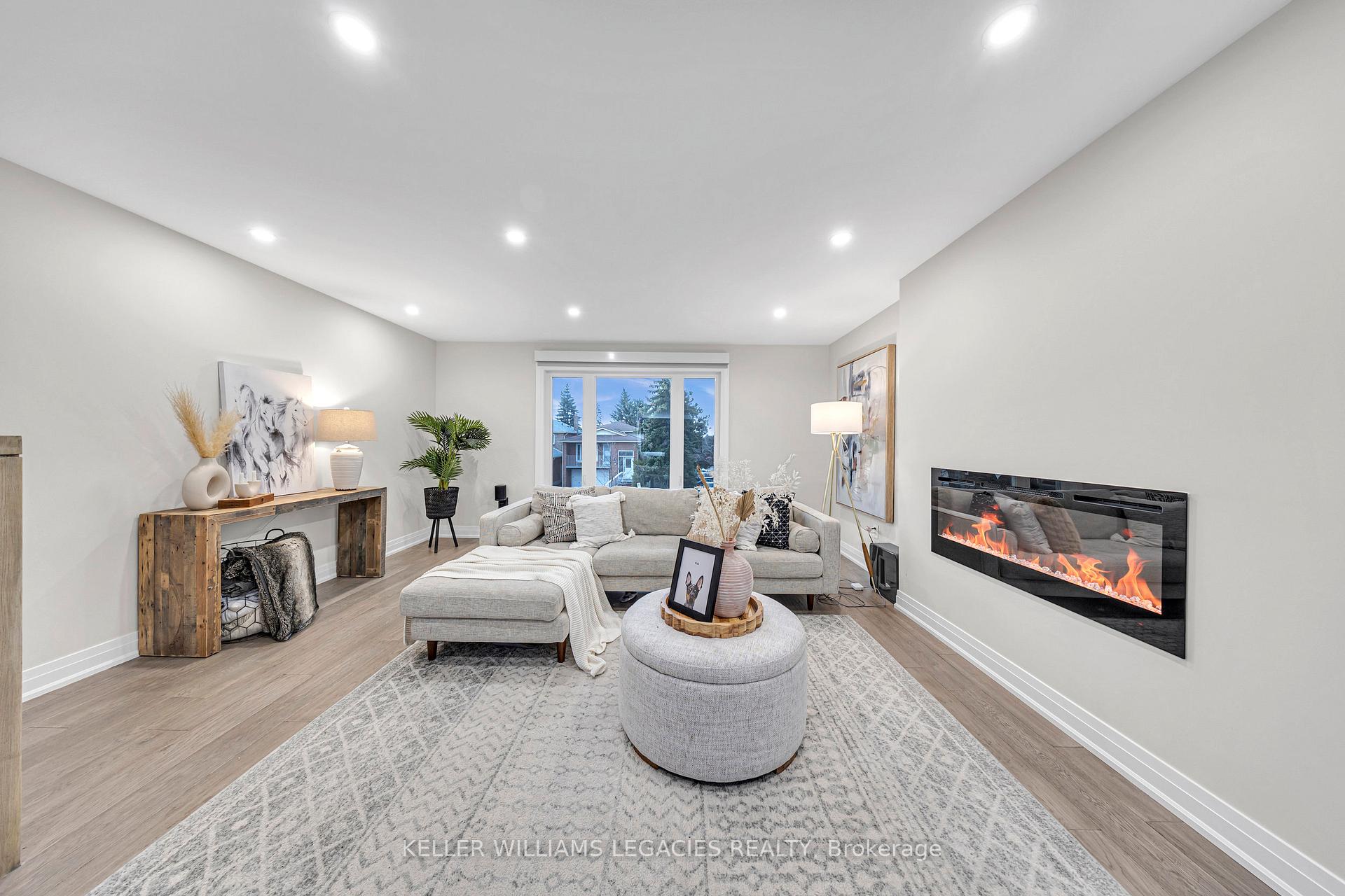 Photo 13 of 170 Wade Gate, Vaughan, Brownridge — HOMEH