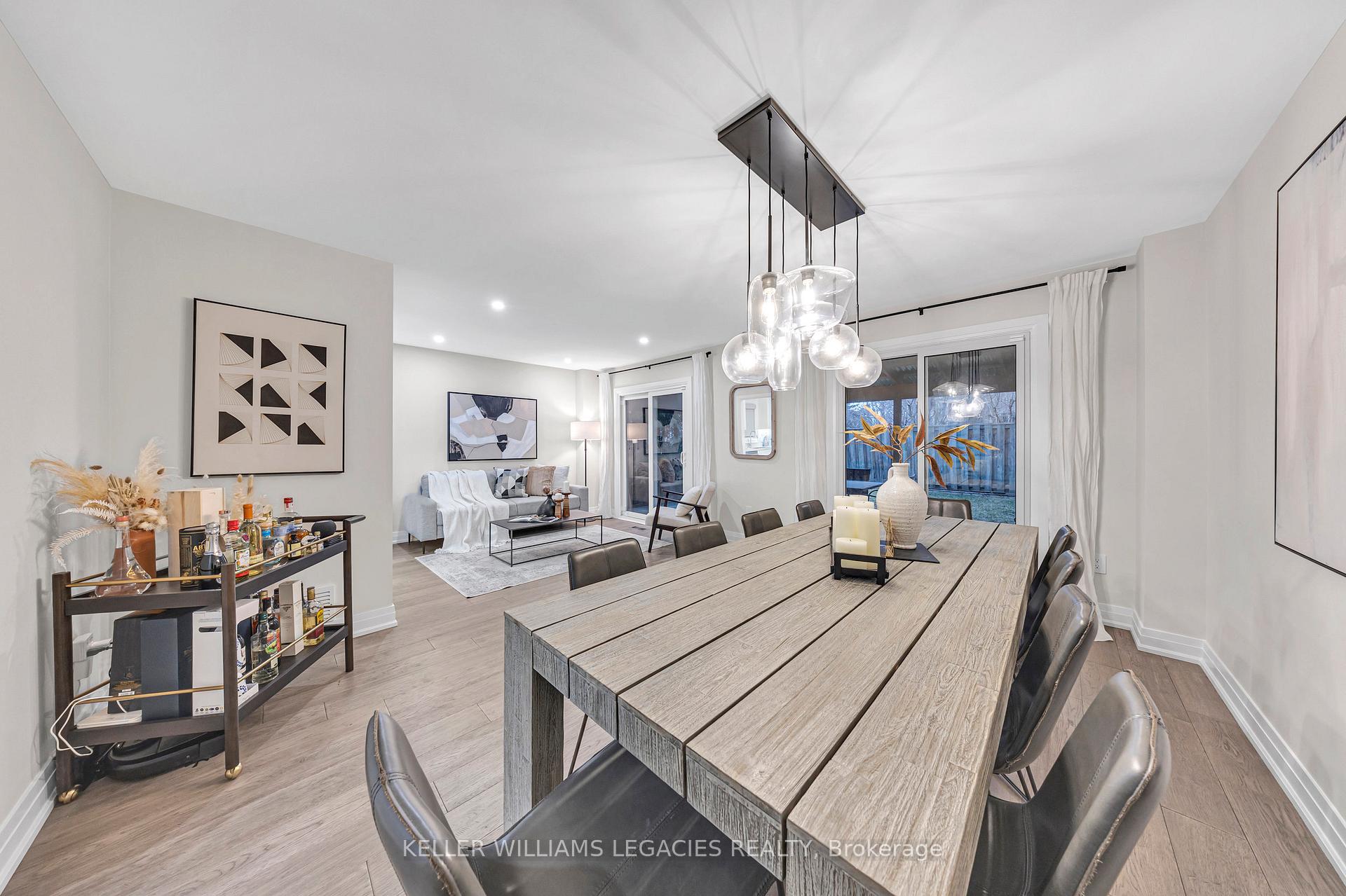 Photo 18 of 170 Wade Gate, Vaughan, Brownridge — HOMEH