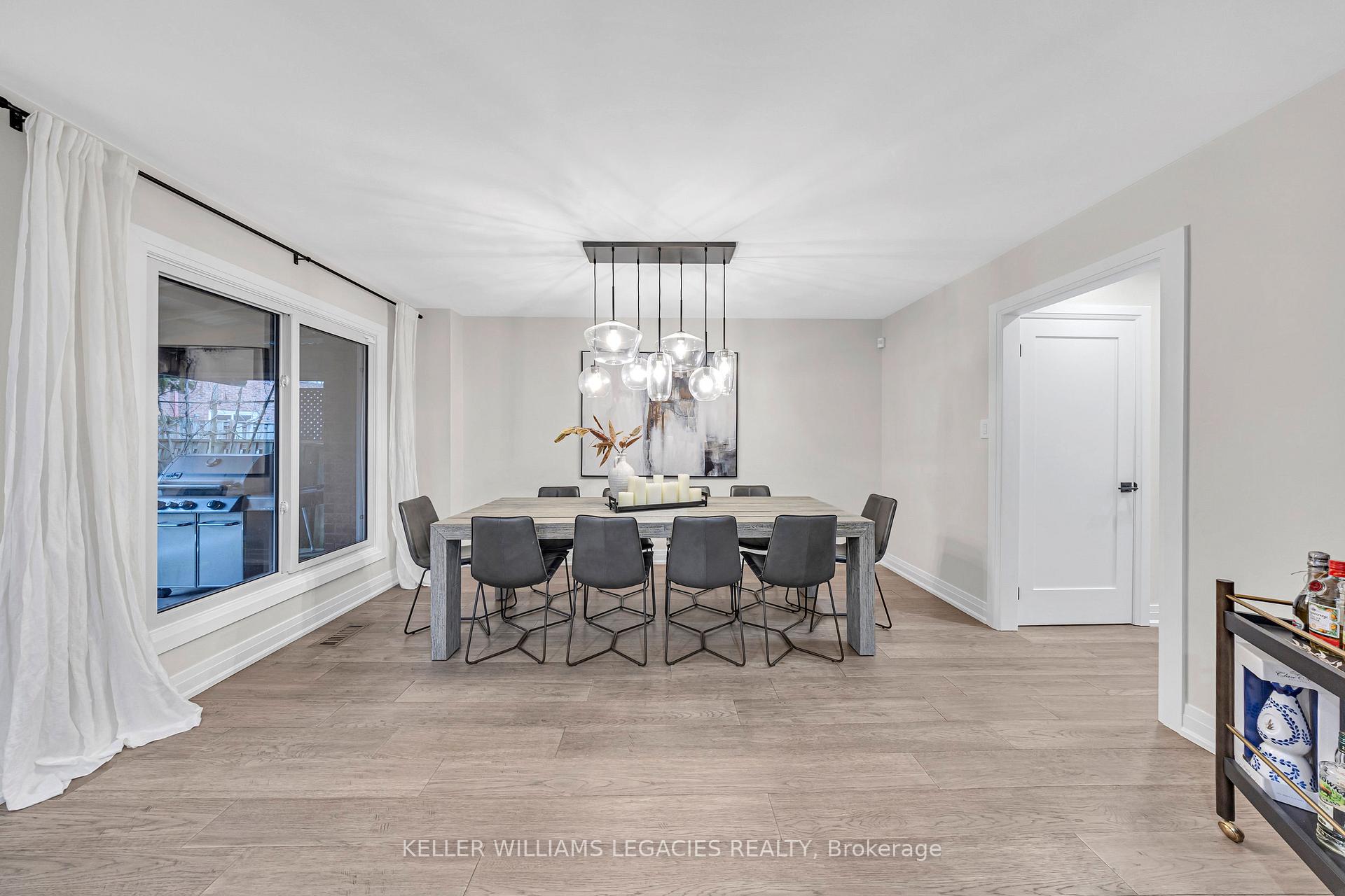 Photo 19 of 170 Wade Gate, Vaughan, Brownridge — HOMEH