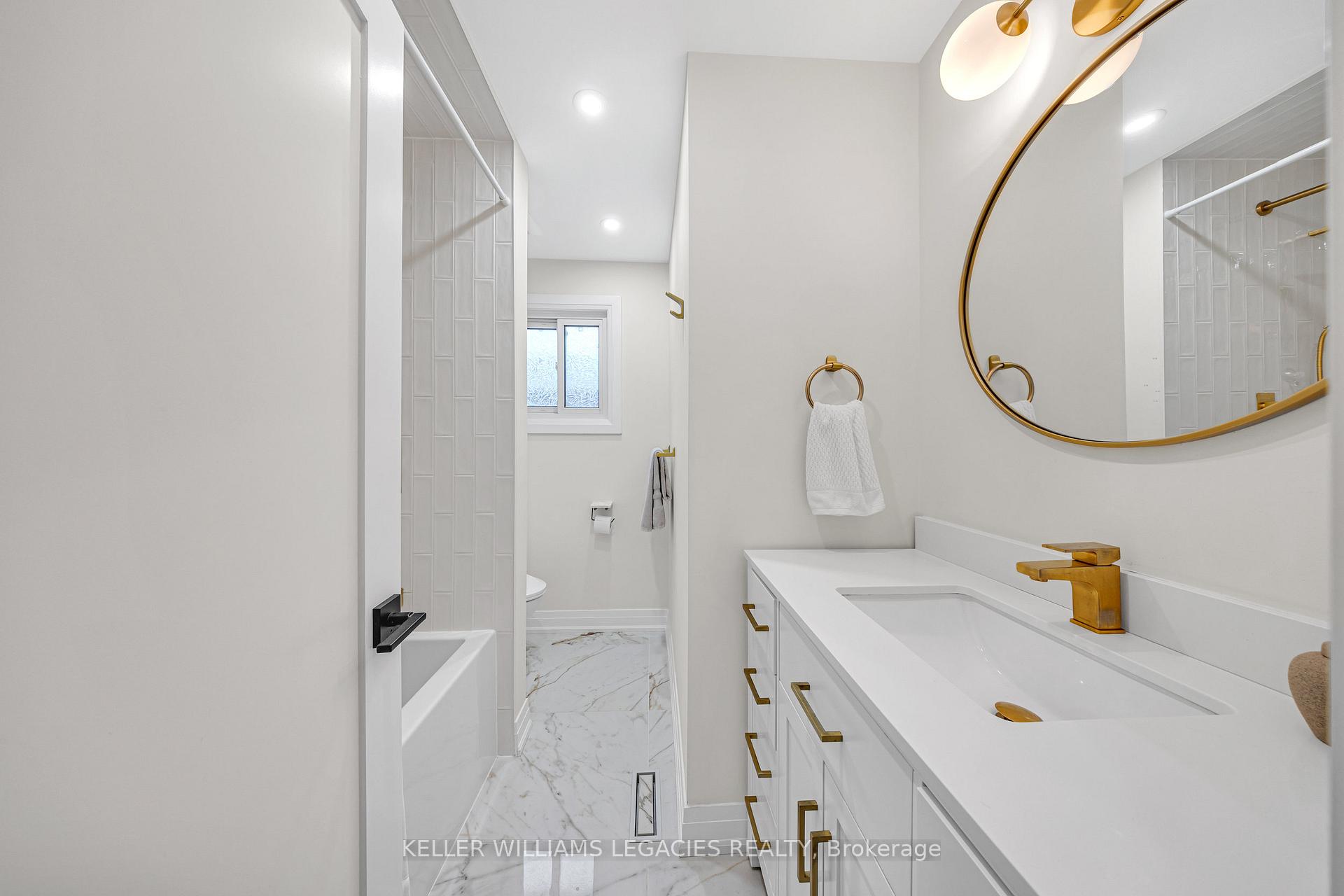 Photo 28 of 170 Wade Gate, Vaughan, Brownridge — HOMEH