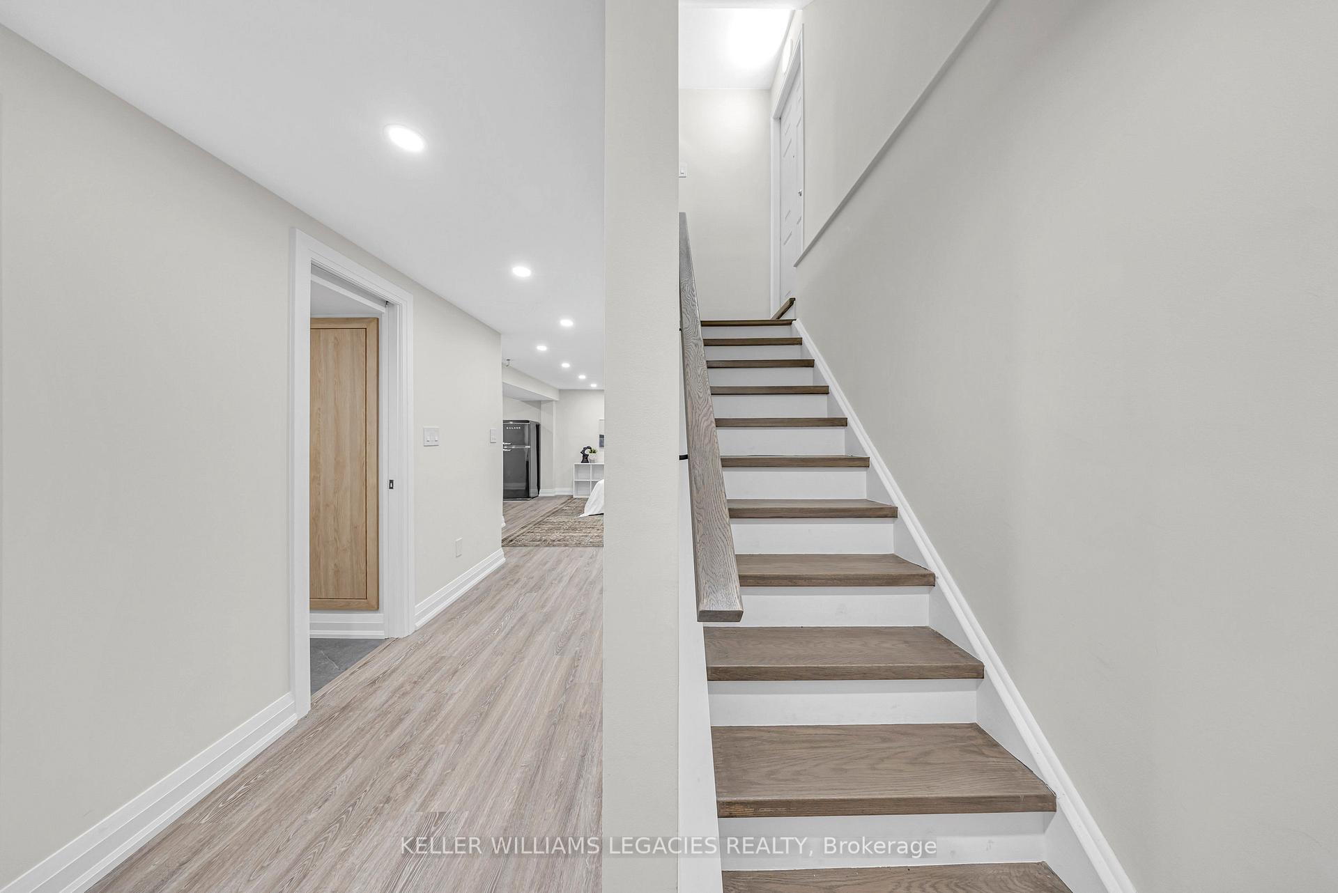 Photo 32 of 170 Wade Gate, Vaughan, Brownridge — HOMEH
