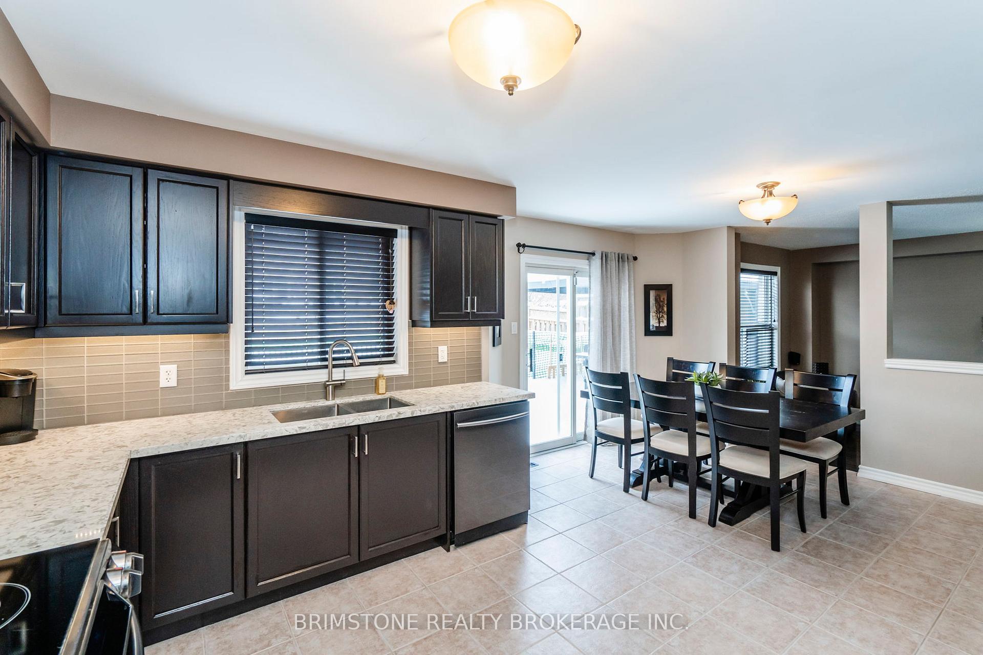 Photo 7 of 90 Kraus Road, Barrie, Edgehill Drive — HOMEH