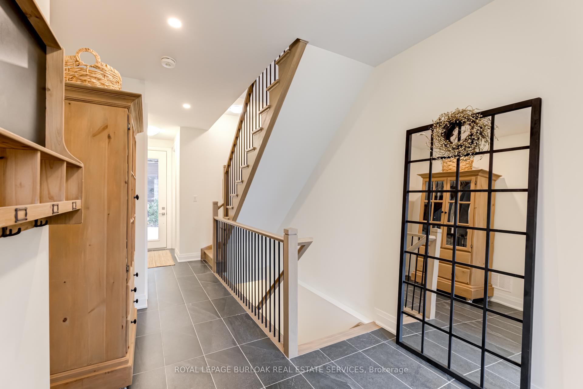 Photo 5 of 3226 Ellyn Common, Burlington, Roseland — HOMEH