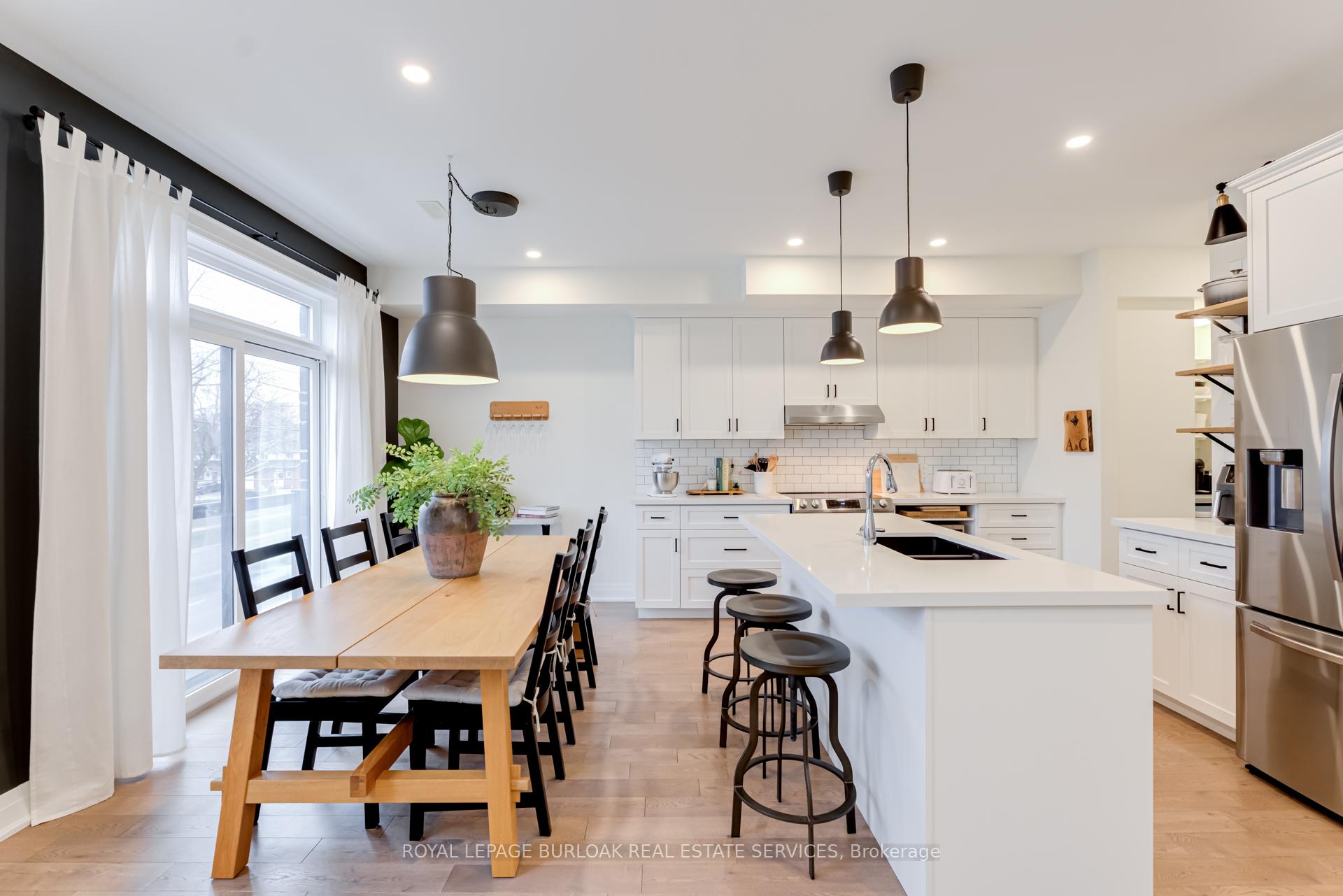 Photo 13 of 3226 Ellyn Common, Burlington, Roseland — HOMEH