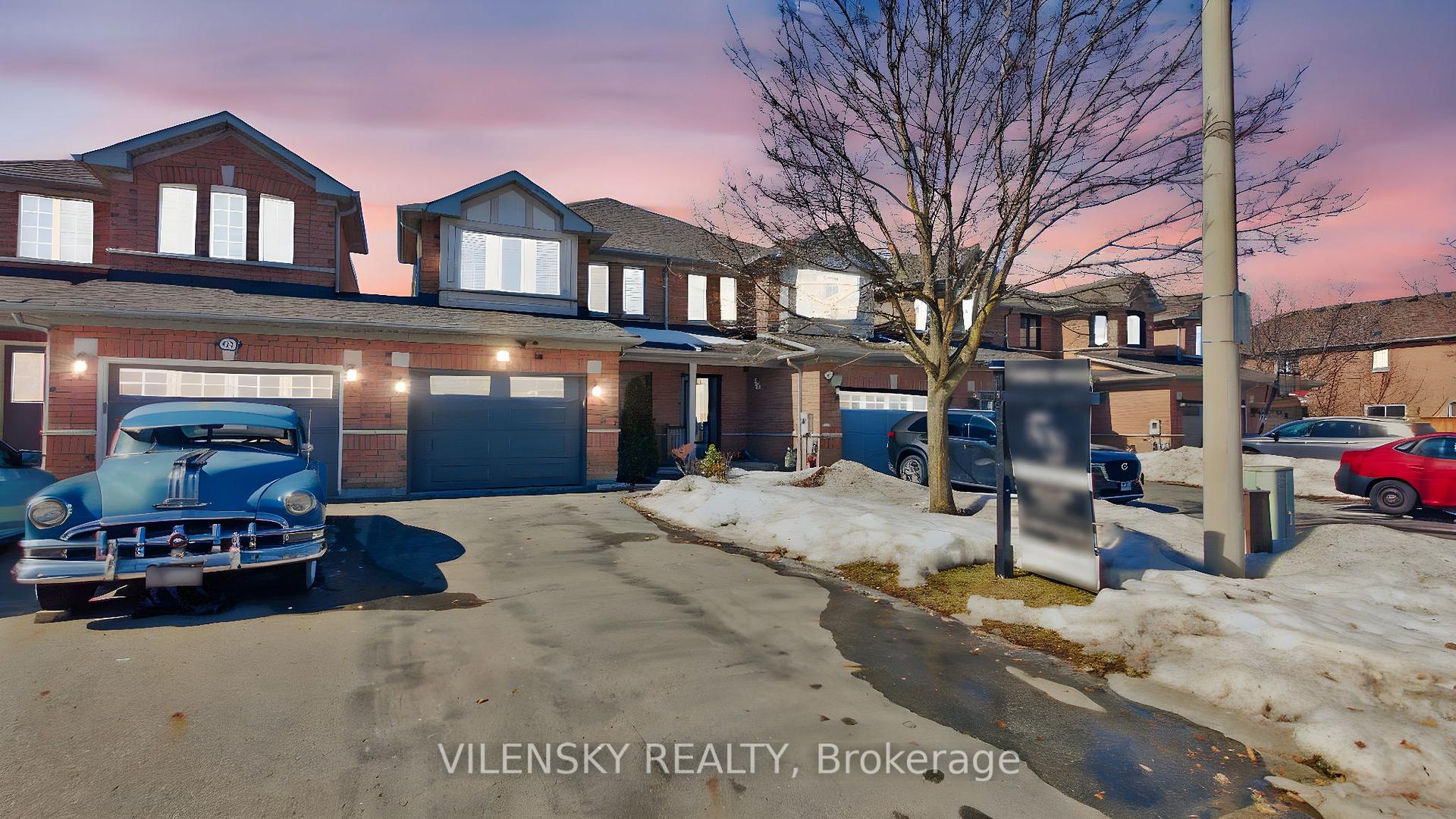 Photo 1 of 101 Foxfield Crescent, Vaughan, Patterson — HOMEH