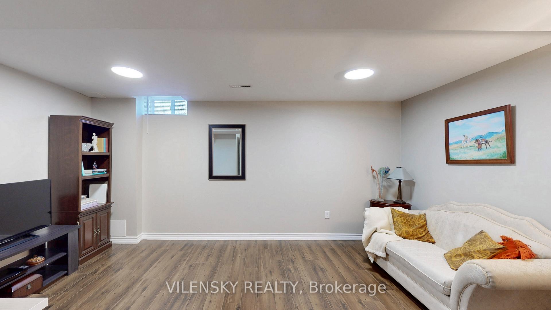 Photo 27 of 101 Foxfield Crescent, Vaughan, Patterson — HOMEH