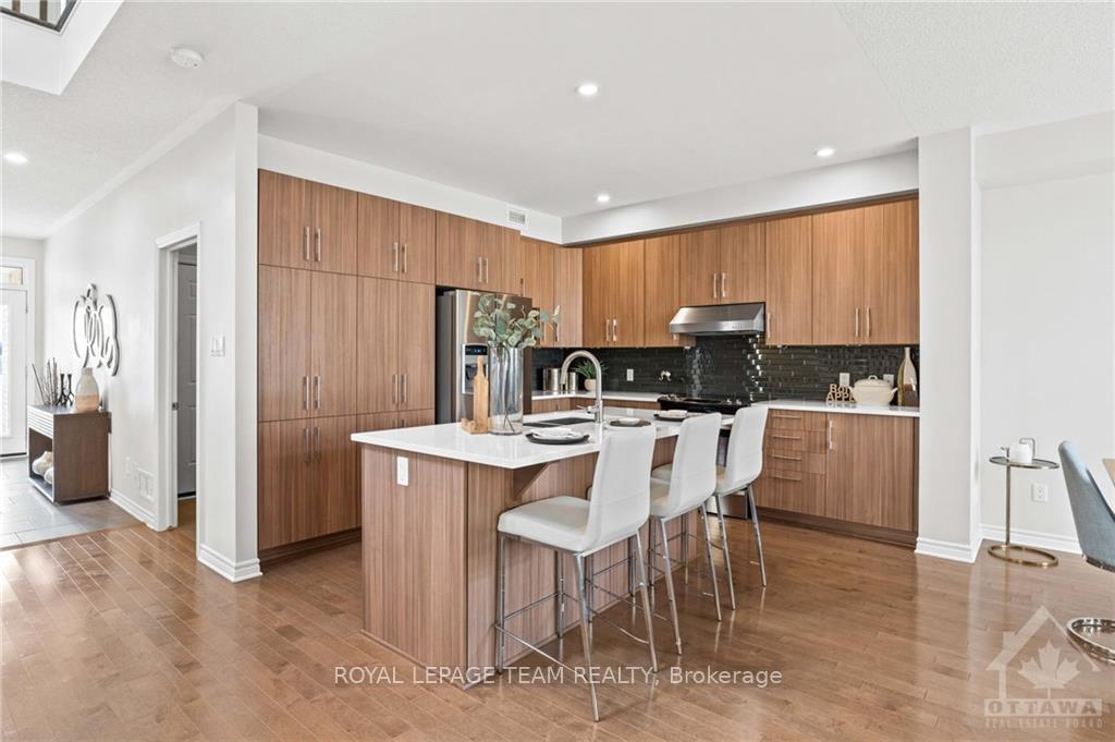 Photo 7 of 506 Egret Way, Ottawa, Barrhaven - Half Moon Bay — HOMEH