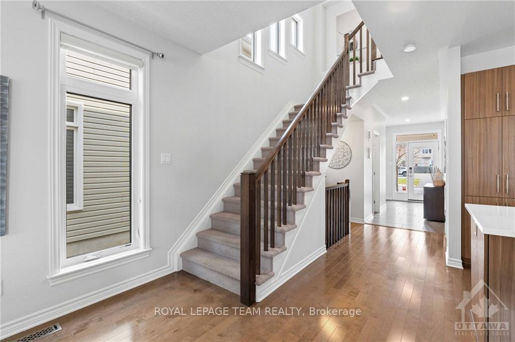Photo 11 of 506 Egret Way, Ottawa, Barrhaven - Half Moon Bay — HOMEH