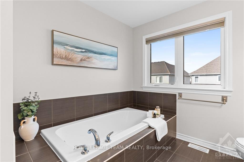 Photo 16 of 506 Egret Way, Ottawa, Barrhaven - Half Moon Bay — HOMEH