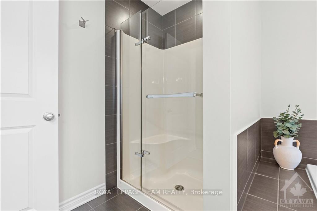 Photo 17 of 506 Egret Way, Ottawa, Barrhaven - Half Moon Bay — HOMEH