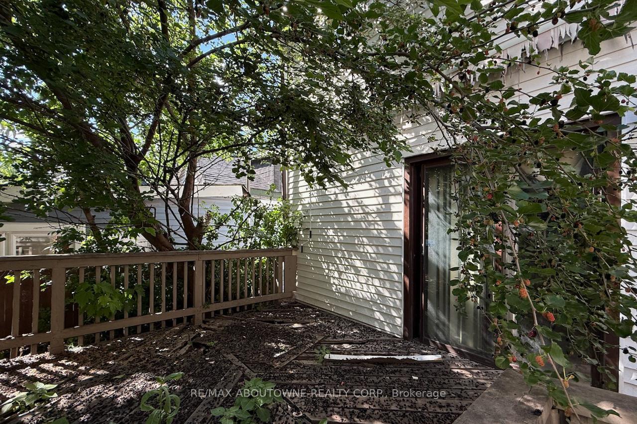 Photo 29 of 214 Burlington Street E, Hamilton, North End — HOMEH