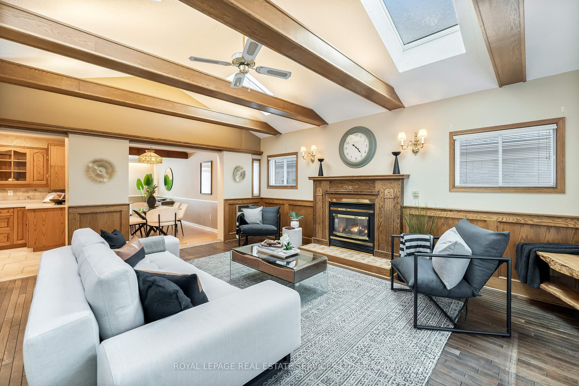 Photo 1 of 236 Belvenia Road, Burlington, Shoreacres — HOMEH