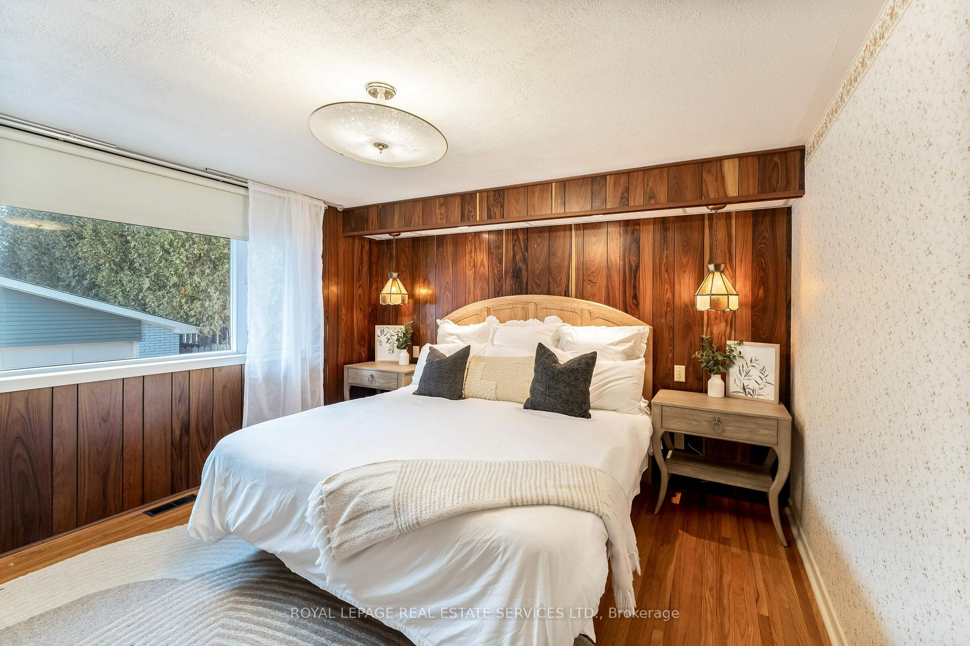 Photo 17 of 236 Belvenia Road, Burlington, Shoreacres — HOMEH
