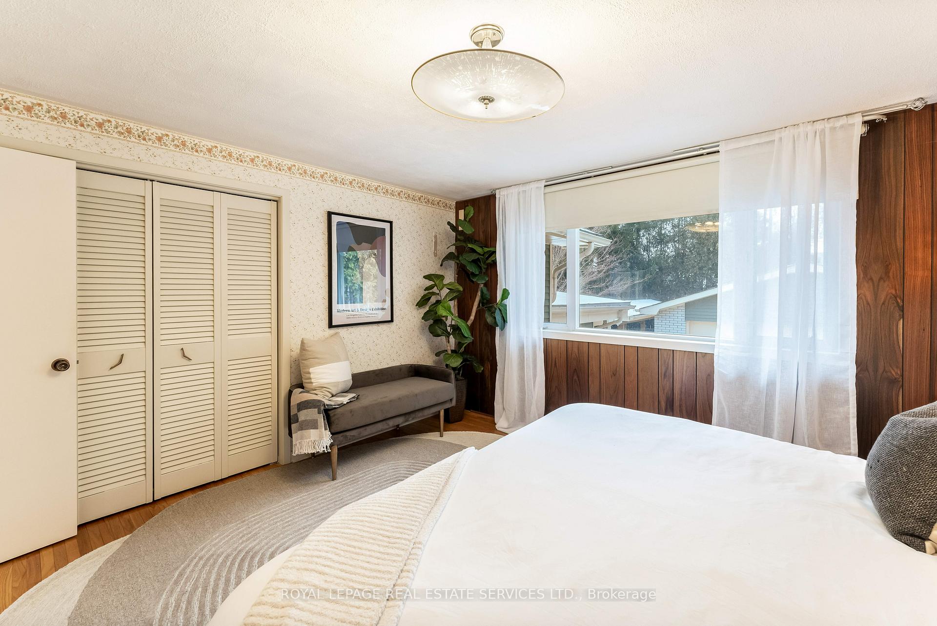 Photo 18 of 236 Belvenia Road, Burlington, Shoreacres — HOMEH