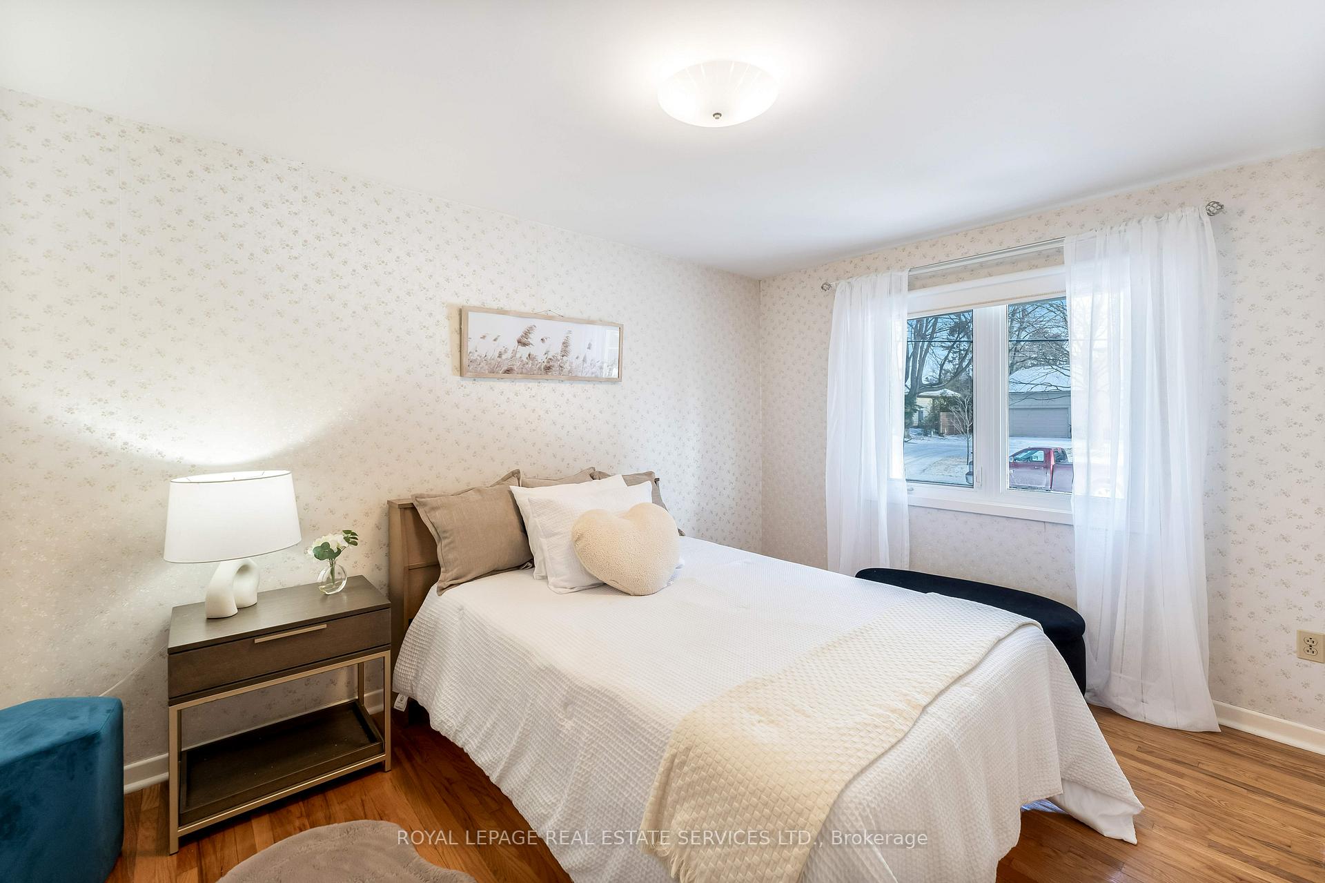 Photo 19 of 236 Belvenia Road, Burlington, Shoreacres — HOMEH